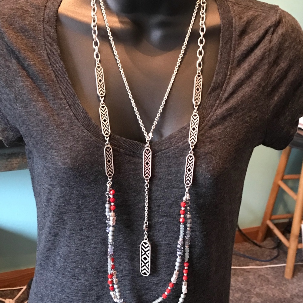 Fast forward necklace by Premier design